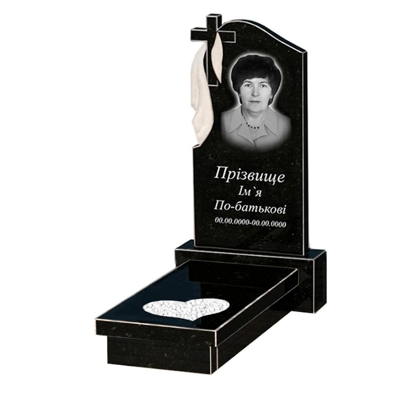 Основне Гранітний пам'ятник стела 80x40 см одинарний із чорного граніту Коростишів з серцем різьблена робота к11-kor-npf-80-40-05-142