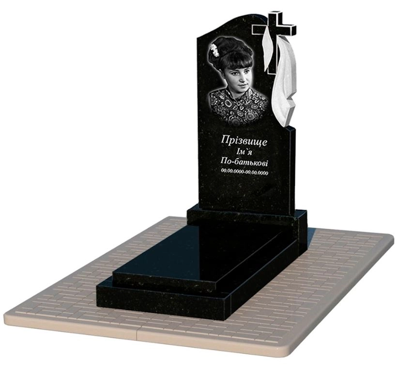Основне Граніт надгробок на кладовище одинарний із чорного граніту Коростишів з хрестом та плащаницею різьблений к12-kor-pf-100-50-08-142-r-pbd2