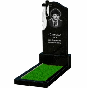 Памятник из гранита с плащаницей и крестом резной формы одинарный из черного гранита Коростышев к2-kor-pf-120-60-08-142