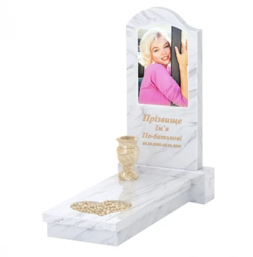 Мармуровий пам'ятник вертикальний одинарний з білого мармуру Волокас з серцем різьблена робота к11-vol-pf-100-50-08-011-l