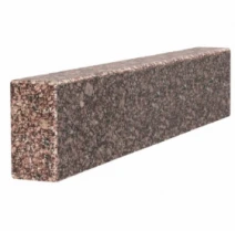 Брус для цветника и гробницы из Токовского гранита 550x100x50 из гранита лицевой (тыльный) с полированными фасками br-tok-pf-55-10-05