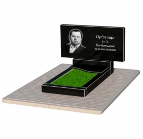 Одинарний гранітний надгробок із чорного граніту Коростишів з хвилею різьблений к5-kor-npf-50-100-08-001-pbd2