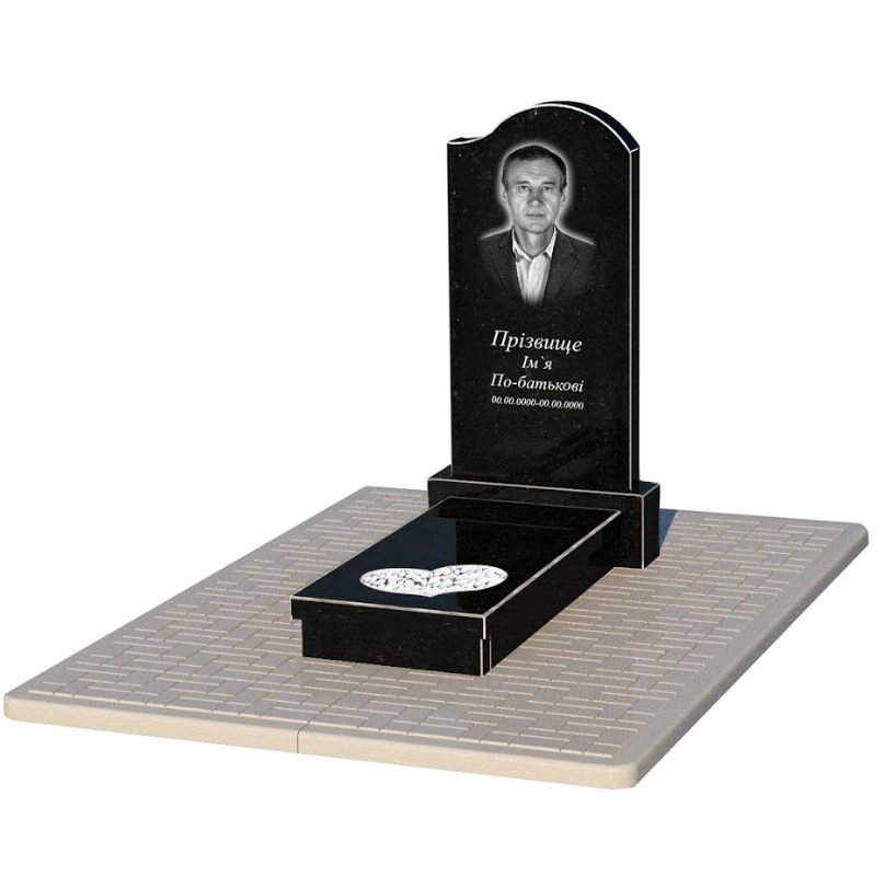 Основне Гранітний пам'ятник для мужчини одинарний із чорного граніту Коростишів з серцем різьблена робота к11-kor-npf-100-50-08-011-r-pbd2