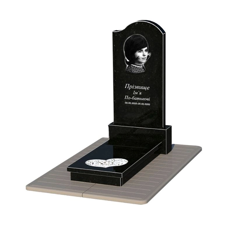 Основне Пам'ятник із граніту з серцем різьблена робота одинарний із чорного граніту Коростишів к11-kor-npf-120-60-08-011-r-pbd3