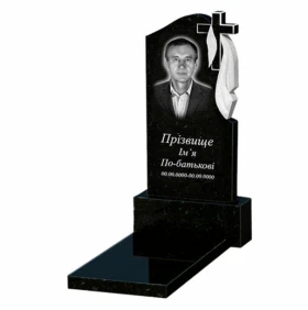 Основное Гранитный памятник производство Украина одинарный из черного гранита Коростышев с крестом и плащаницей резной к7-kor-pf-80-40-05-142-r