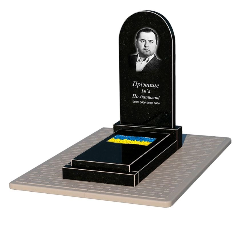 Основное Гранитный памятник из черного гранита Коростышев одинарный с вырезанным флагом к6-kor-npf-100-50-08-006-pbd2