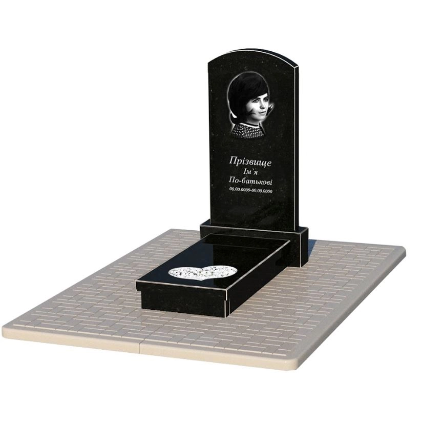 Основное Гранитный памятник с противоусадочной плитой одинарный с сердцем резная работа из черного гранита Коростышев Дуга 009 к11-kor-npf-100-50-08-009-pbd2