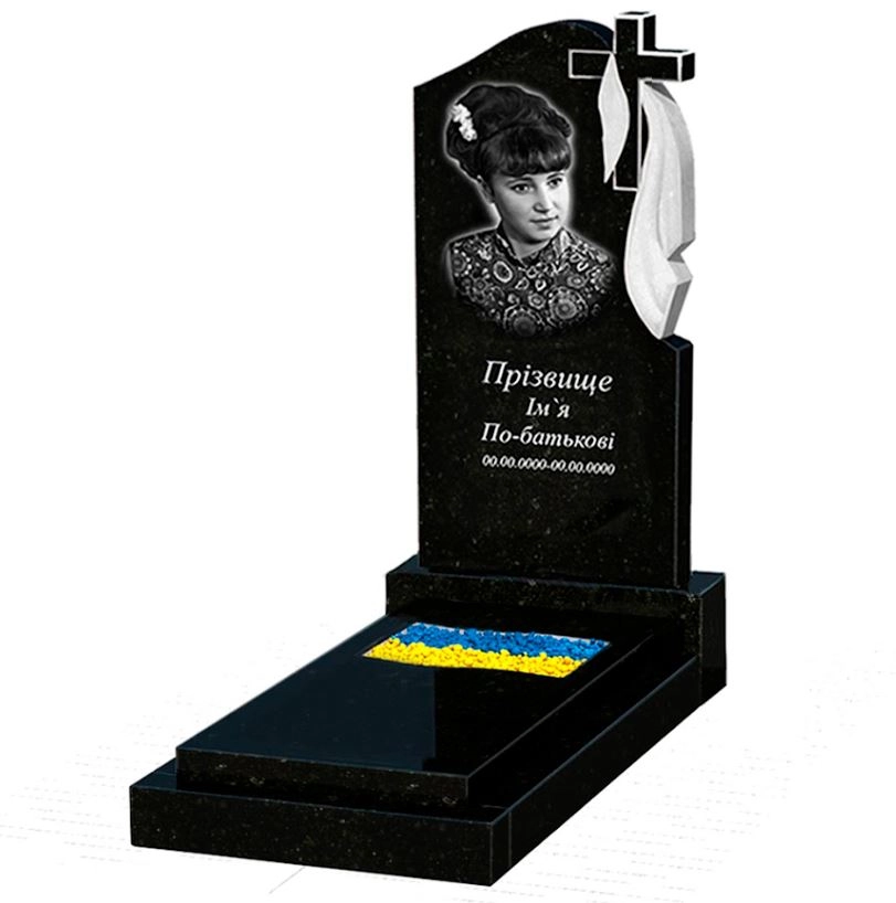 Основное Гранитный памятник с вырезанным флагом одинарный из черного гранита Коростышев к6-kor-pf-100-50-08-142-r