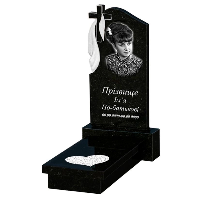 Основное Гранитный памятник с сердцем резная работа одинарный из черного гранита Коростышев к11-kor-pf-80-40-05-142