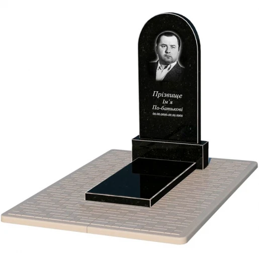 Гранітний пам'ятник зі стелою напівкруглої форми одинарний із чорного граніту Коростишів к7-kor-npf-100-50-08-006-pbd2